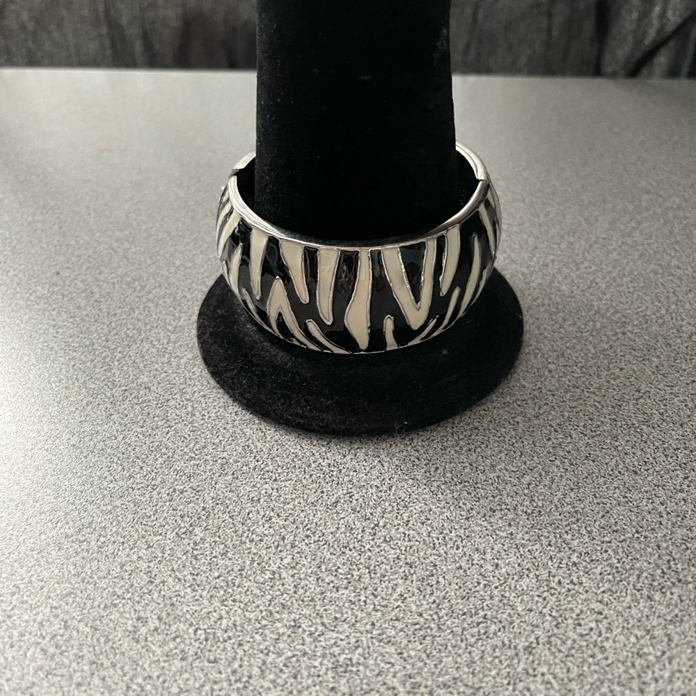Vintage Black & Cream Animal Print Bracelet